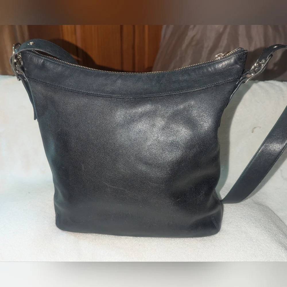 Coach Vintage Y2K Black Legacy Gallery Slim Leather Shoulder Bag. 9188